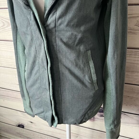 Lululemon To Class Textured Green Button Down Double Collar Cardigan Jacket - Picture 8 of 15